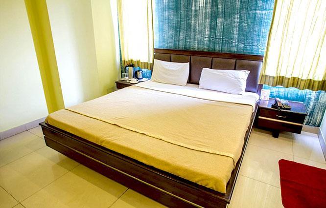 เอล์ม ทรี อมฤตสร Hotel อัมริตสา ภายนอก รูปภาพ