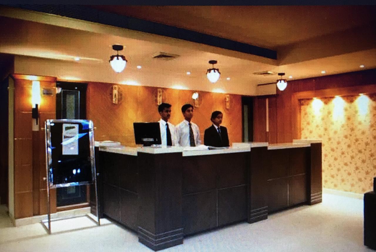 เอล์ม ทรี อมฤตสร Hotel อัมริตสา ภายนอก รูปภาพ