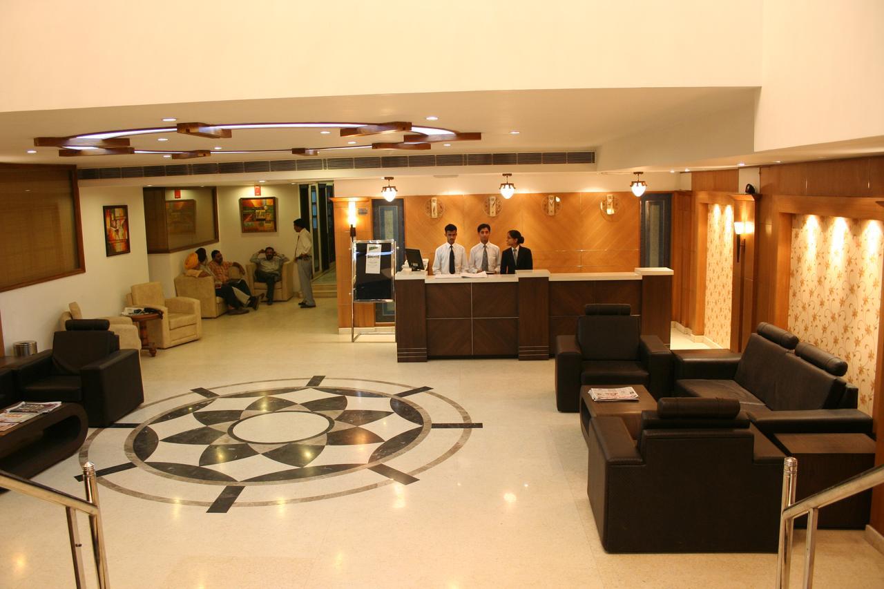 เอล์ม ทรี อมฤตสร Hotel อัมริตสา ภายนอก รูปภาพ