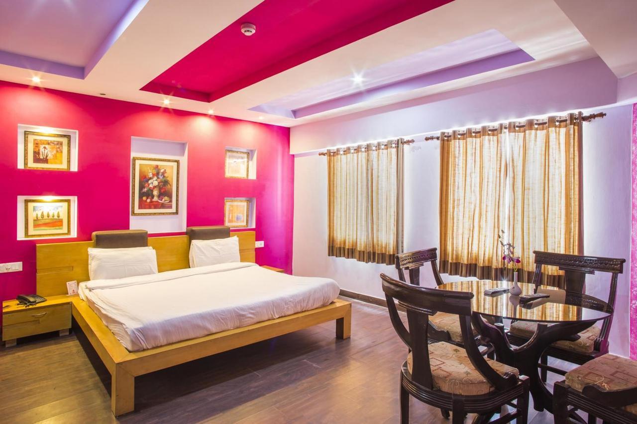เอล์ม ทรี อมฤตสร Hotel อัมริตสา ภายนอก รูปภาพ